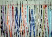 手機配飾新潮流 掛繩、來電感應(yīng)器與飾品掛件的集成化供應(yīng)趨勢